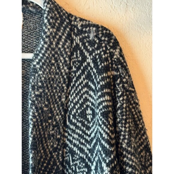 Billabong Womens Large Open Front Cardigan Black White Acrylic Geometric Pattern - Picture 2 of 8